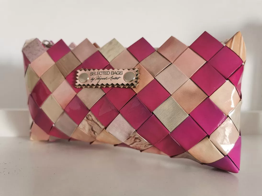 The creamy fuchsia mini purse