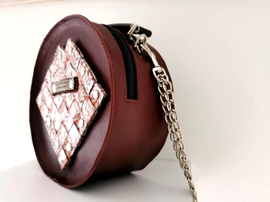 The burgundy LUNA bag - imagine 7
