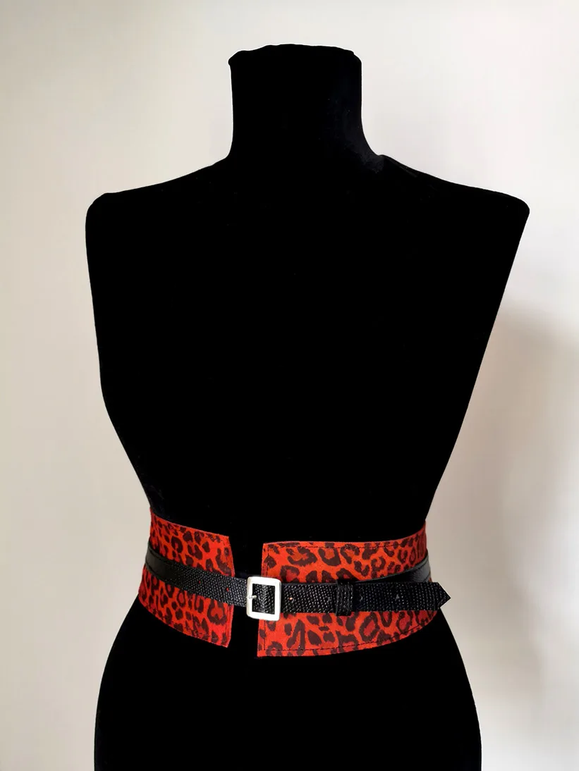 The Red Leo belt - imagine 2